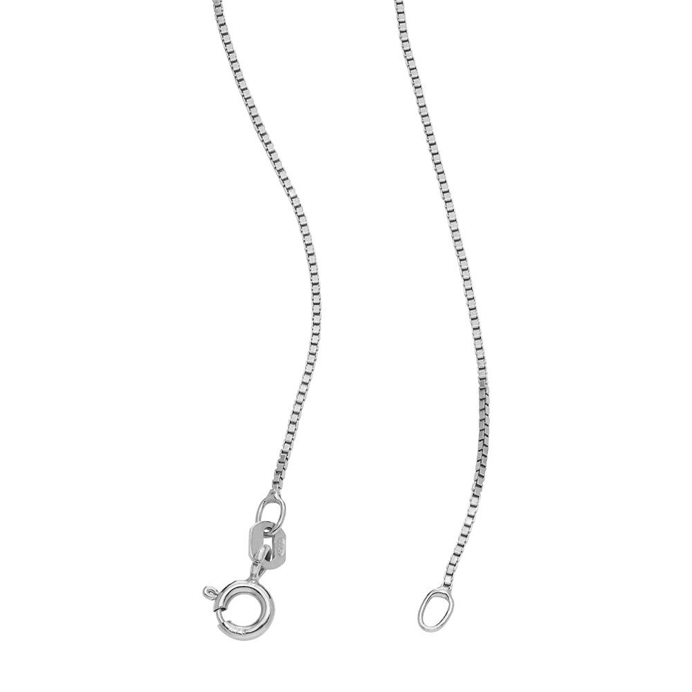 Léa Family Name Necklace